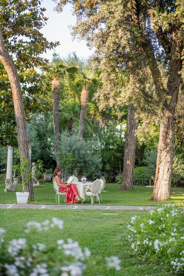 Residenza Parco Fellini Rimini Exterior foto