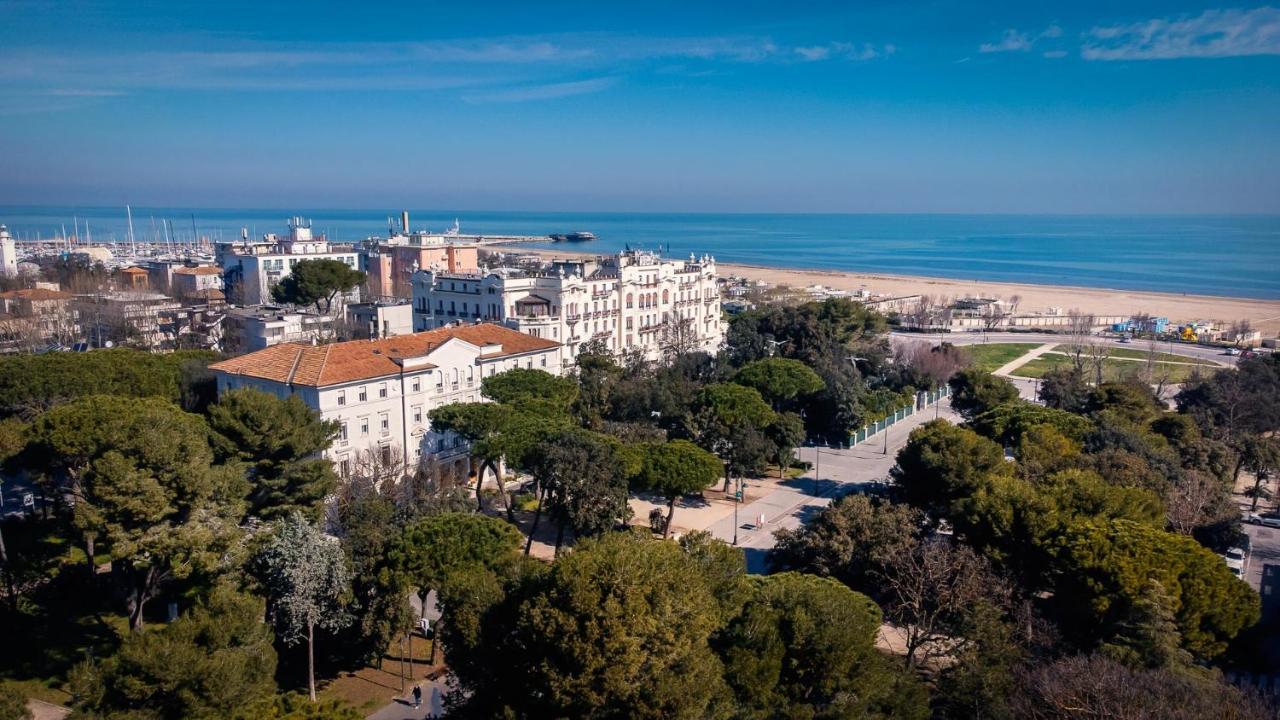 Residenza Parco Fellini Rimini Exterior foto