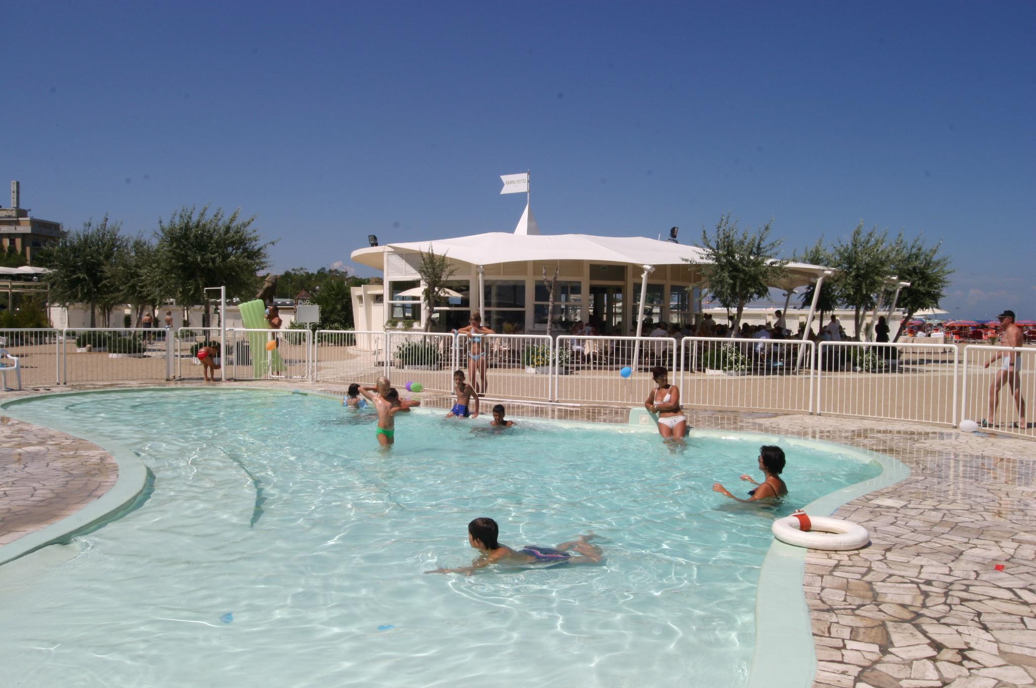 Residenza Parco Fellini Rimini Exterior foto